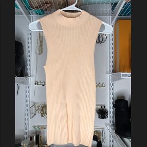 Bar III sleeveless shirt